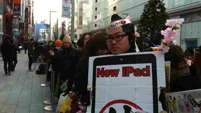 Queues and midnight launches as Apple’s new iPad goes on sale in Australia, Japan and Singapore